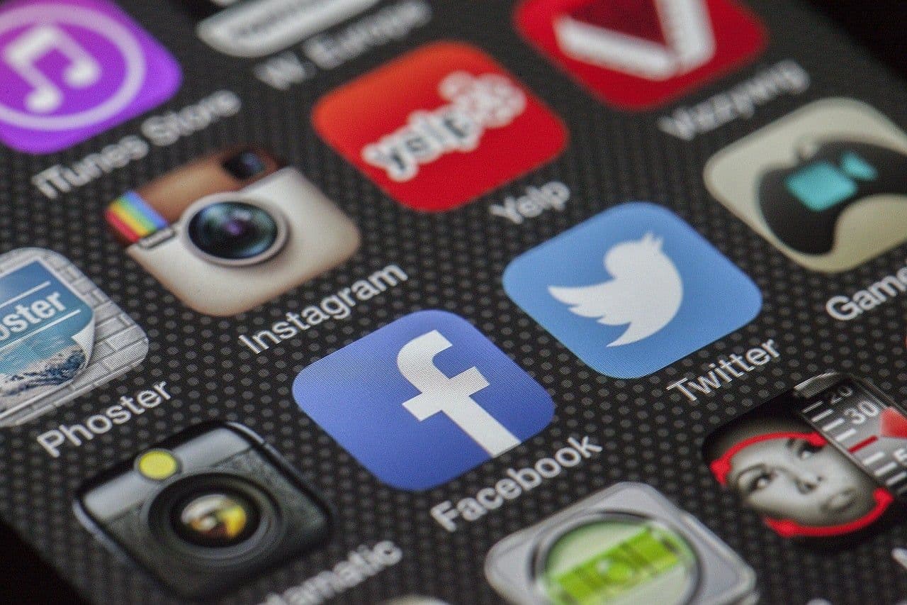 How Technology Can Reduce the Cost of International Expansion