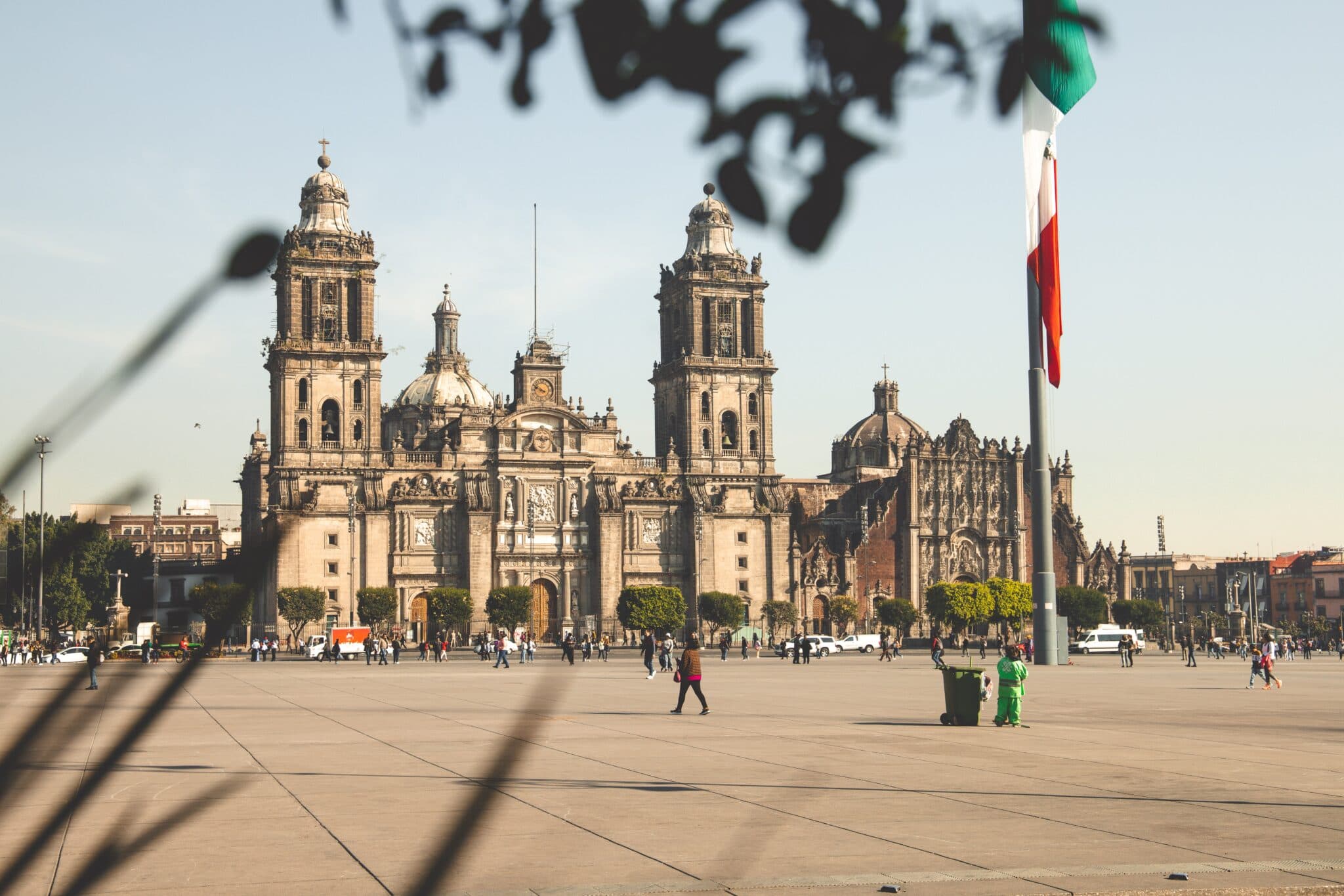 Mexico Work Visa: How to Legally Employ Foreigners