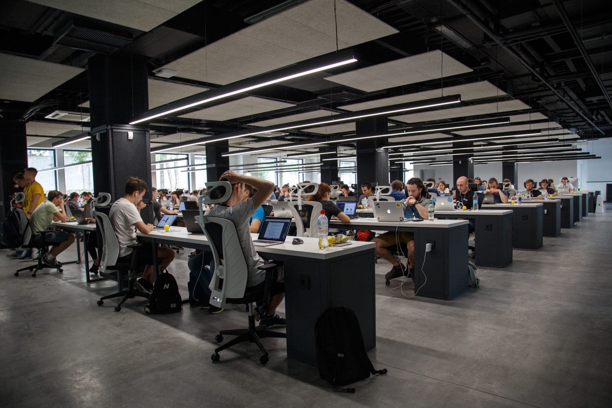 Why is the Service Sector Booming in Costa Rica?