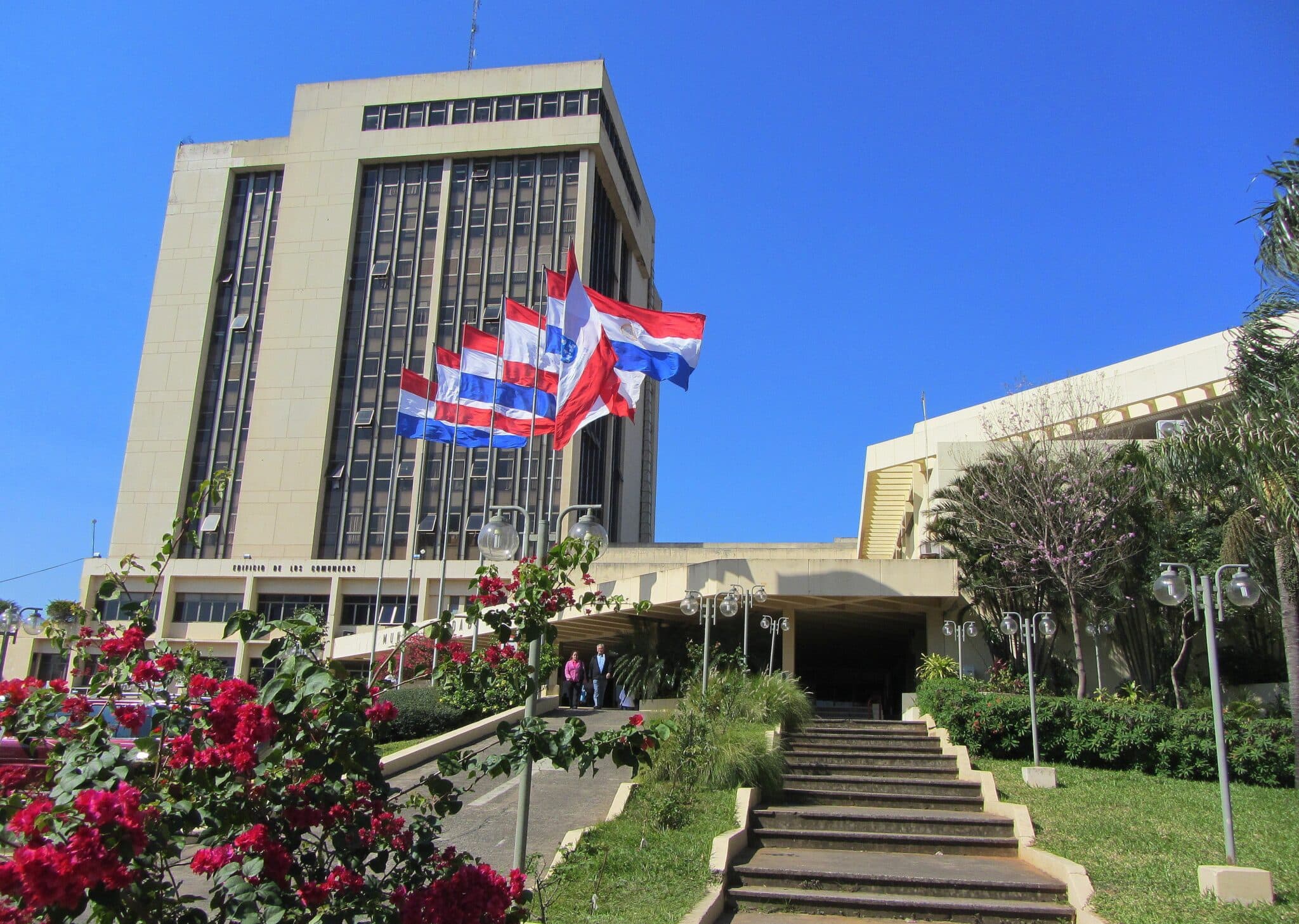 Find a Corporate Lawyer in Paraguay
