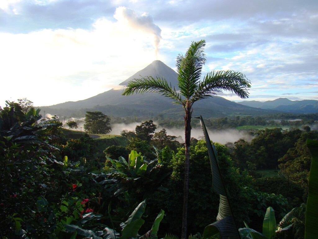 Costa Rica: a country that attracts a large proportion of foreign investment in Central America