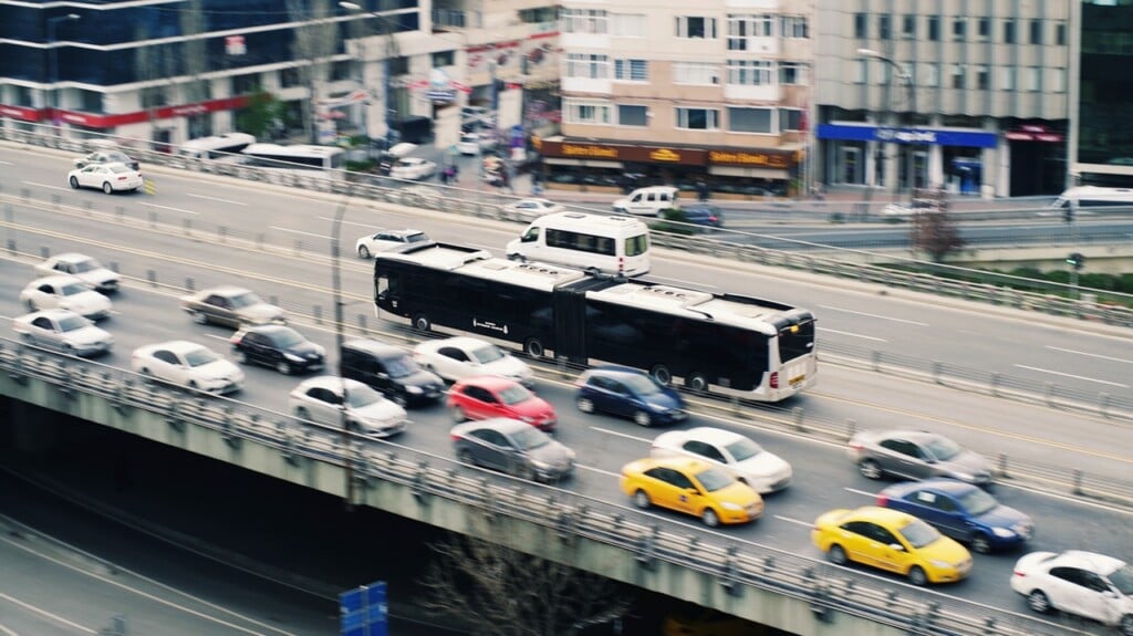 vehicles in Peru