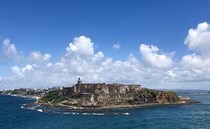 A photo of Old San Juan, in Puerto Rico, where you may be interested in doing business (photo: Stephanie Klepacki / Unsplash)