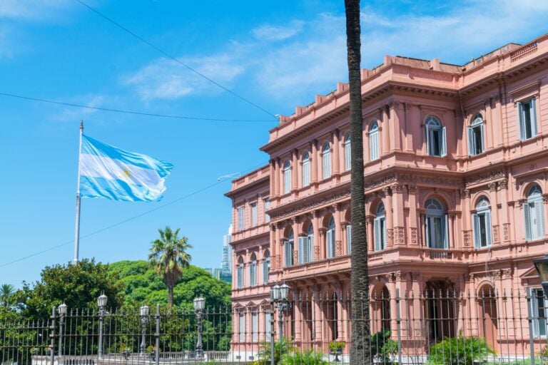 El edificio gubernamental de la Casa Rosada en Buenos Aires, la capital de Argentina, donde puede necesitar un buen abogado corporativo
