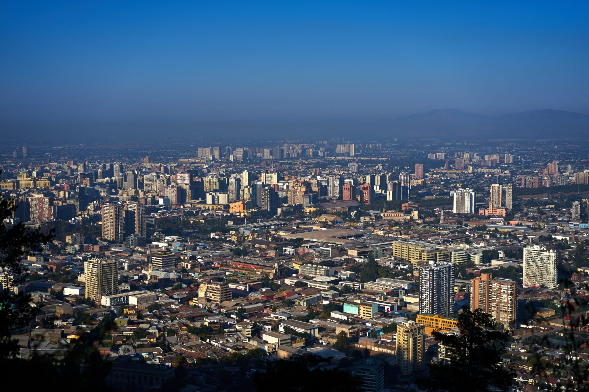 Santiago, la capital de Chile, donde podría necesitar un bufet de abogados para proveerle servicios legales.
