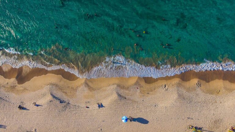Condado Beach, San Juan, Puerto Rico, donde podría querer incorporar una empresa.