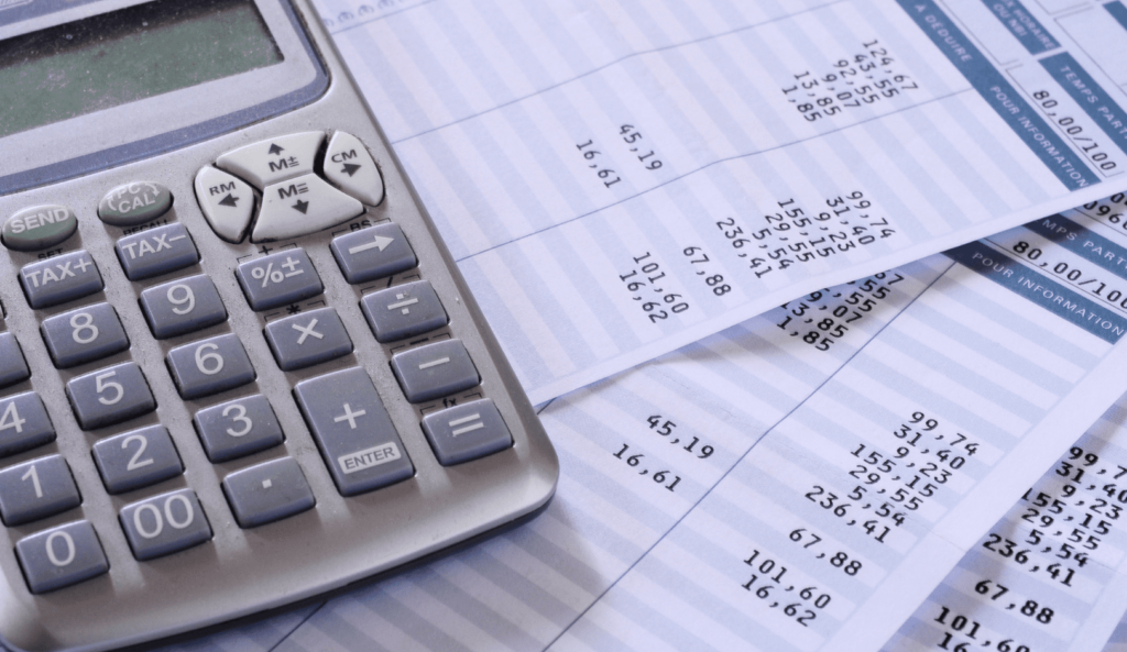 A stock image of salary calculations to accompany articel on payroll outsourcing in Brazil
