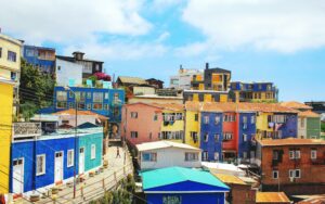 A neighborhood in the city of Valparaiso, stock image to accompany article on how to start an NGO in Chile.
