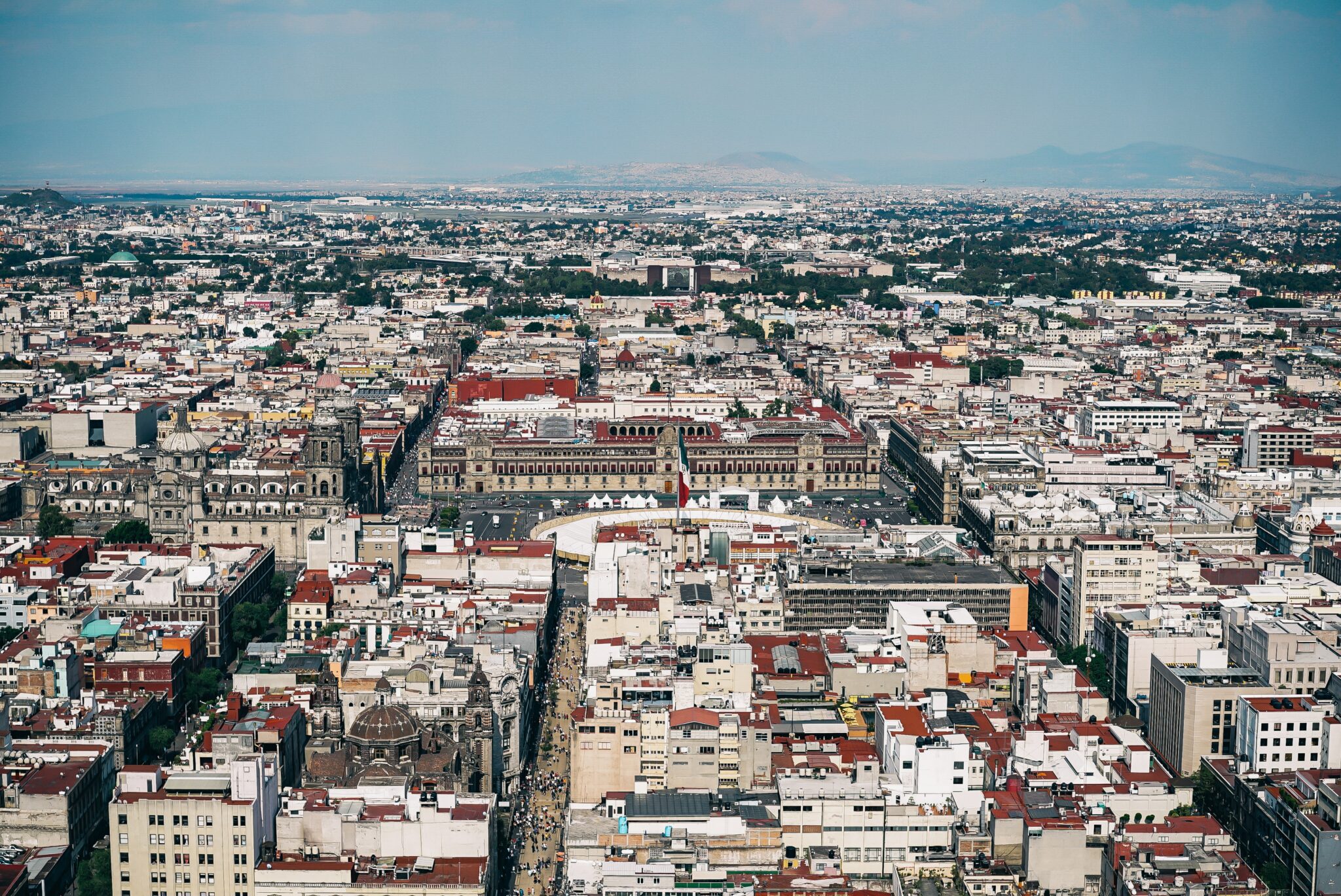 Photo of Mexico City to accompany article on back office services