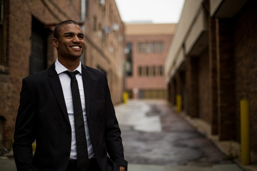 Stock image of a professional to accompany article on working with a headhunter in Chile.