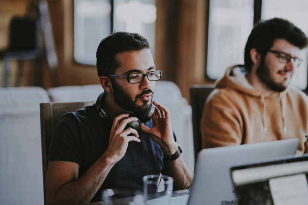 Stock image of IT professionals to accompany article on working with a headhuntewr in Chile